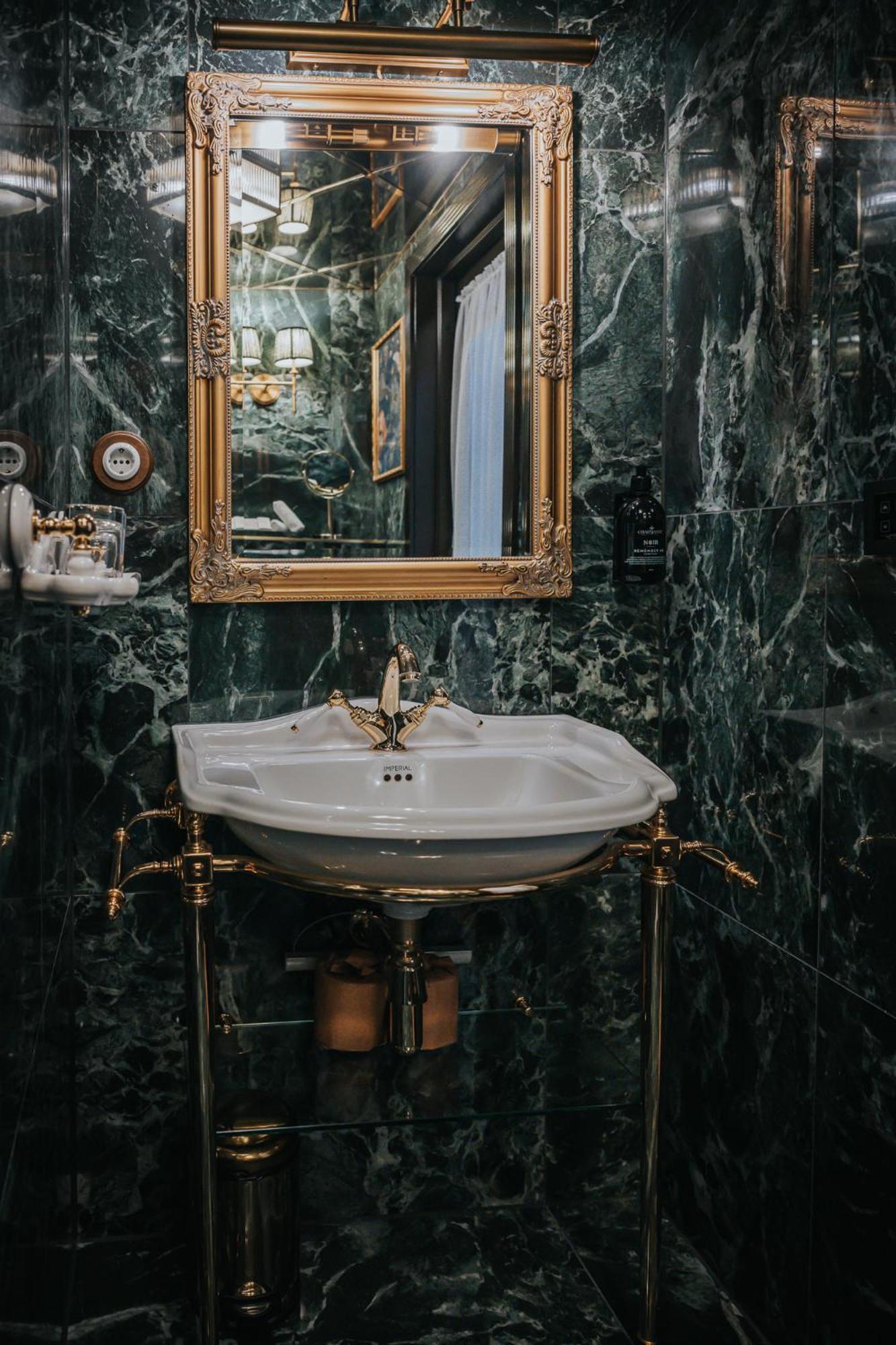 Charmante - Skostredet Hotel Bergen Extérieur photo