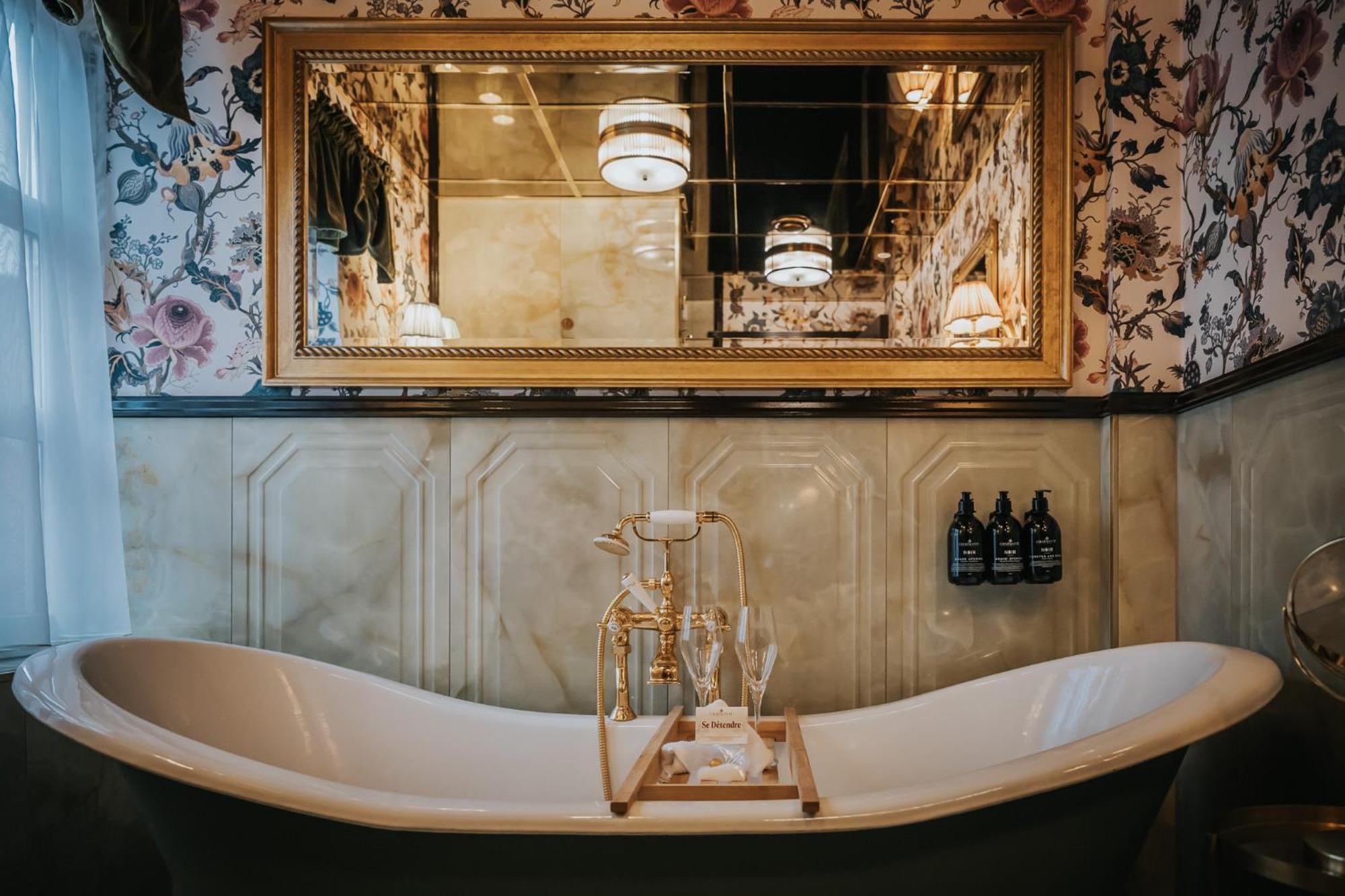 Charmante - Skostredet Hotel Bergen Extérieur photo